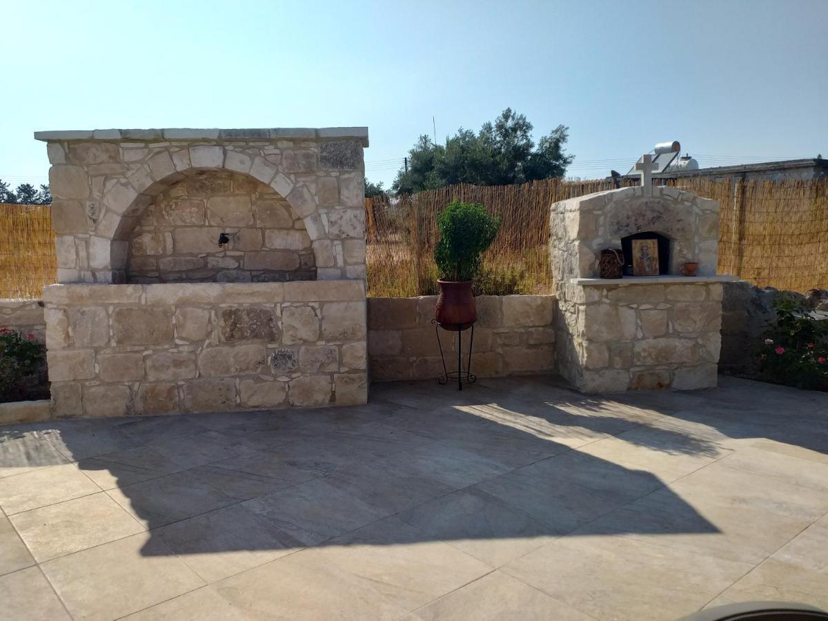 Villa Yioukkas Paphos Luaran gambar